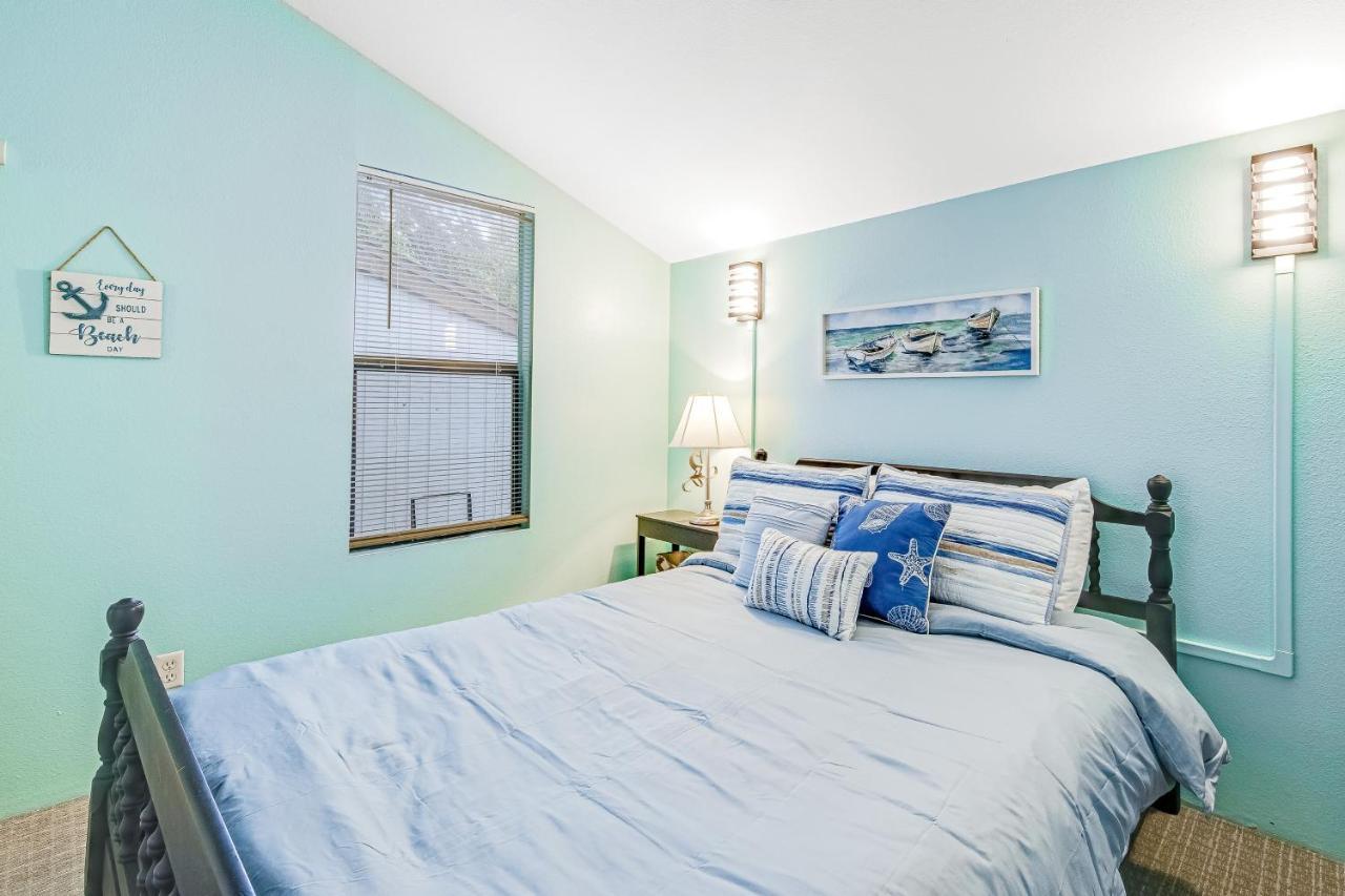 Apartment At The Bay *